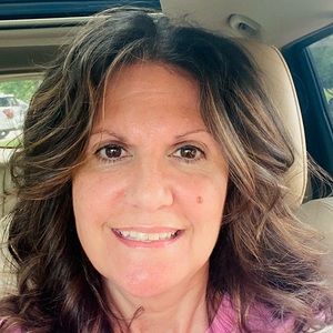 Meet your Posher, Gina